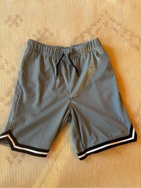 Old Navy Gray-Blue Mesh Athletic Shorts with Black Trim KIDS